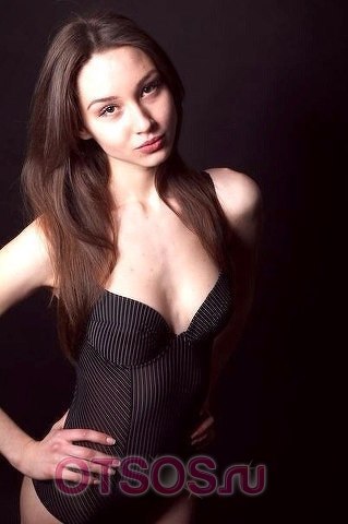 Лена оказывает услугу Секс анальный