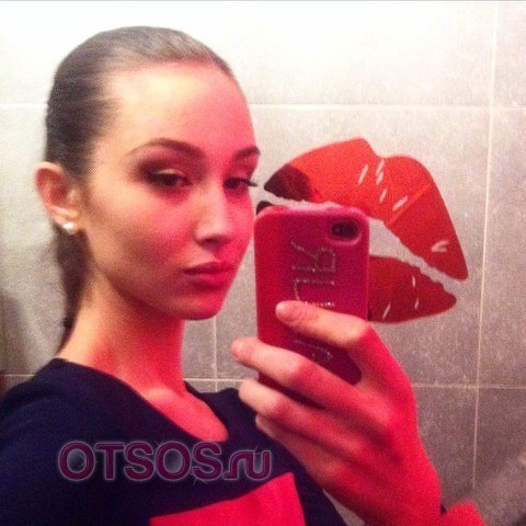 Лена оказывает услугу Общение с семейной парой