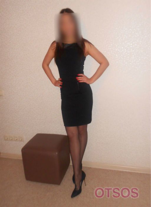 Карина оказывает услугу Урология