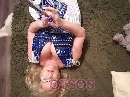Лиза оказывает услугу Сопровождение