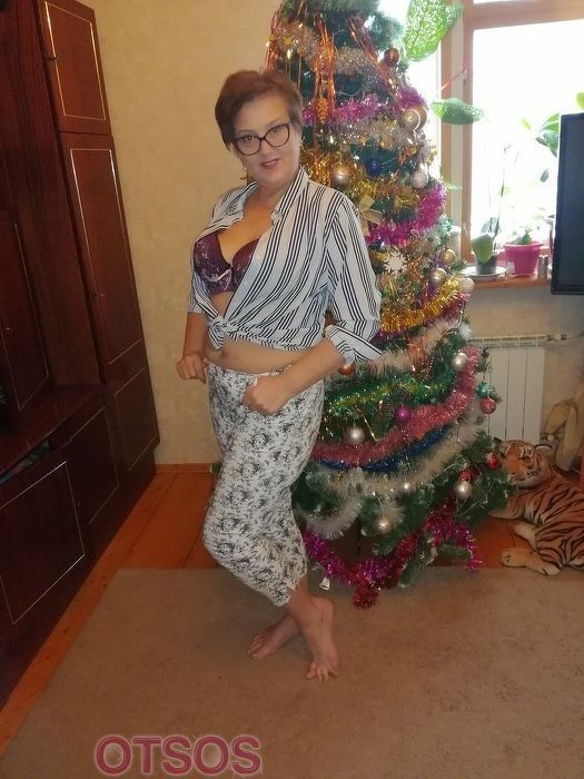 Любаша оказывает услугу Ануслинг мне