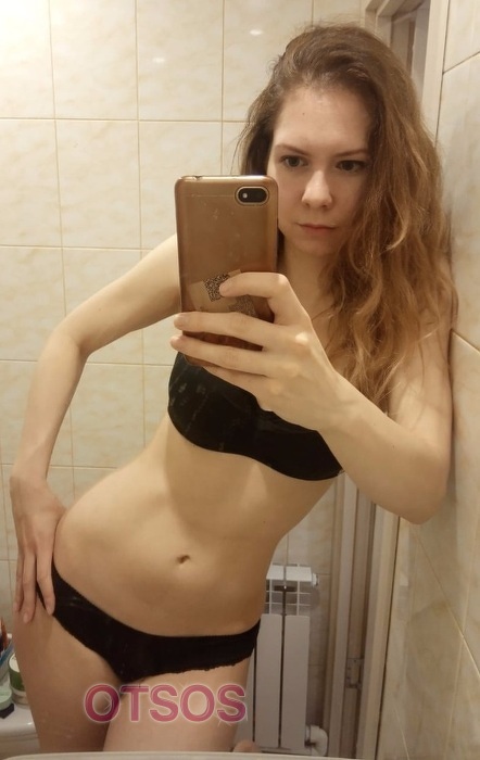 Алина оказывает услугу Минет