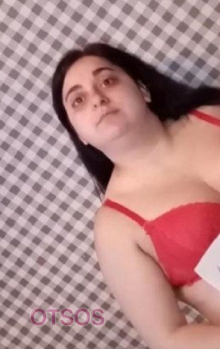 Зарина оказывает услугу Секс анальный