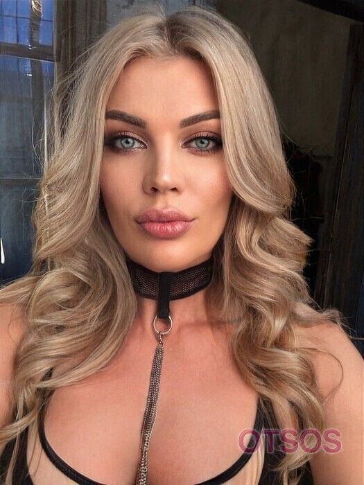 Дана оказывает услугу Общение с девушками
